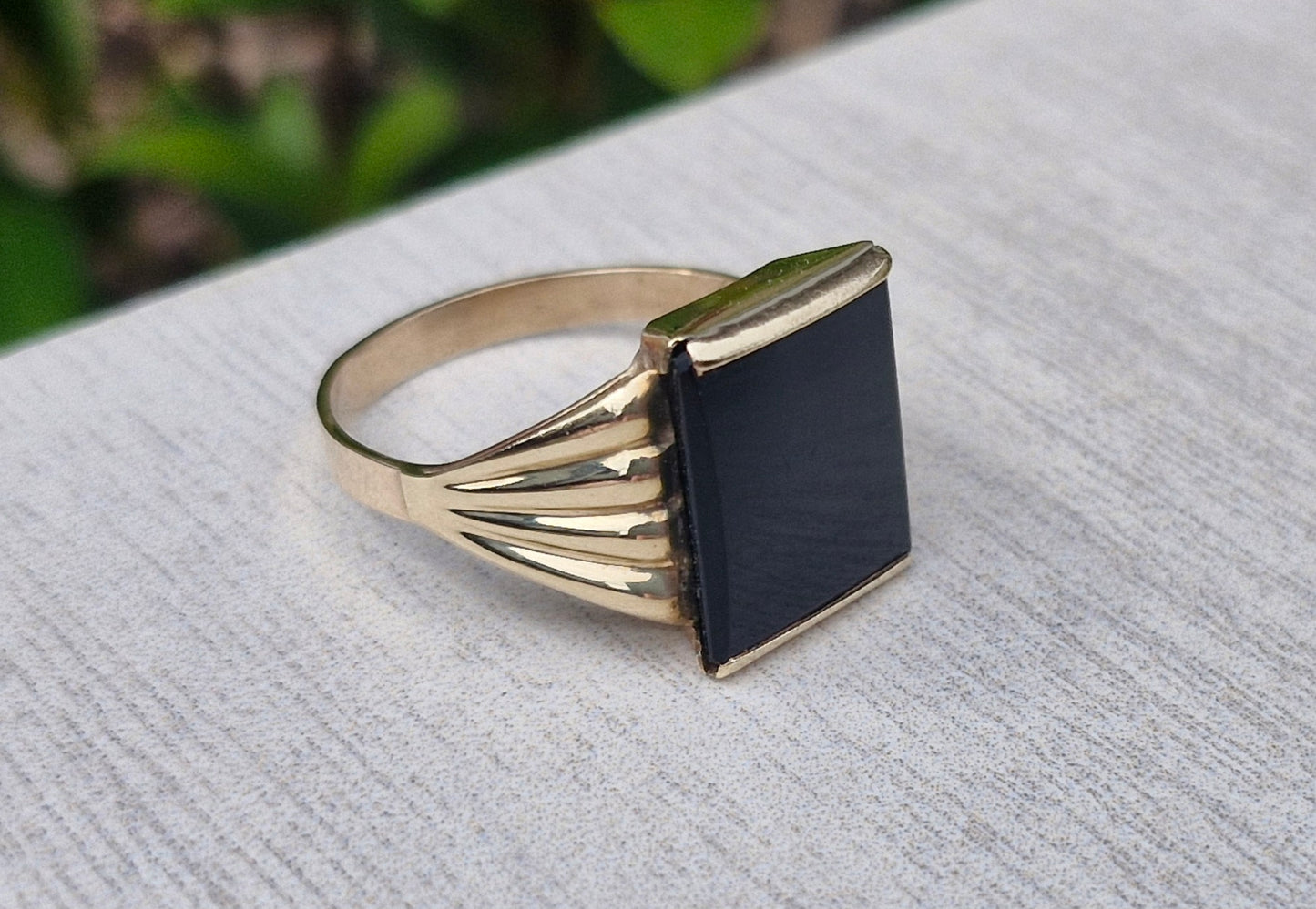 9ct Gold Vintage Men's Onyx Ring - Size V