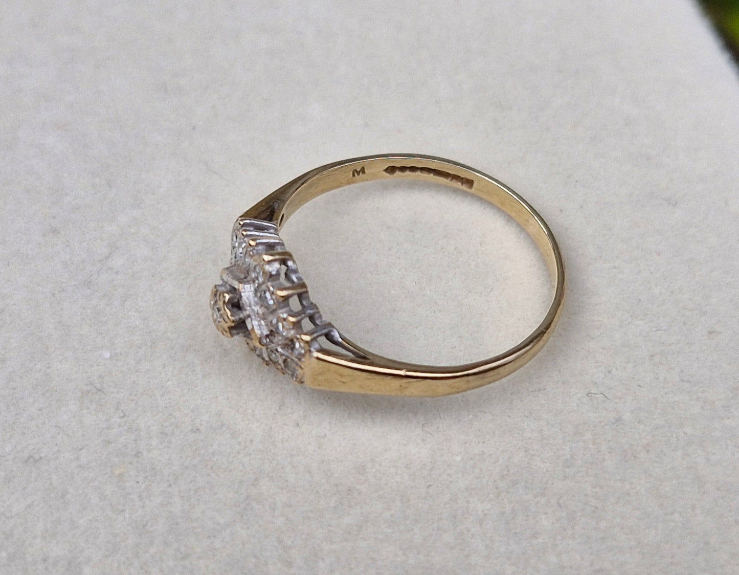 9ct Gold Diamond Ring - Size O *Scrap Price*