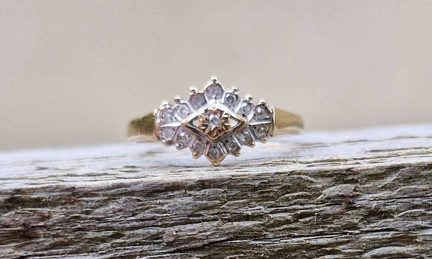9ct Gold Diamond Ring - Size O *Scrap Price*