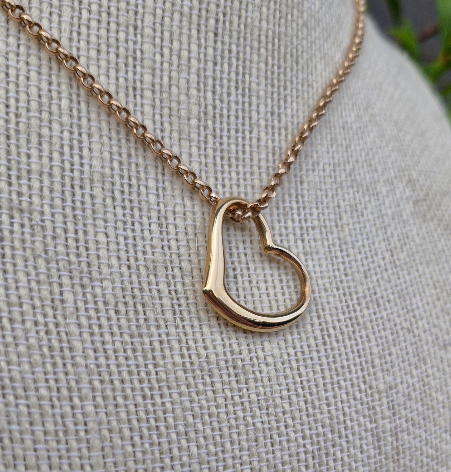 9ct Yellow Gold Heart Pendant
