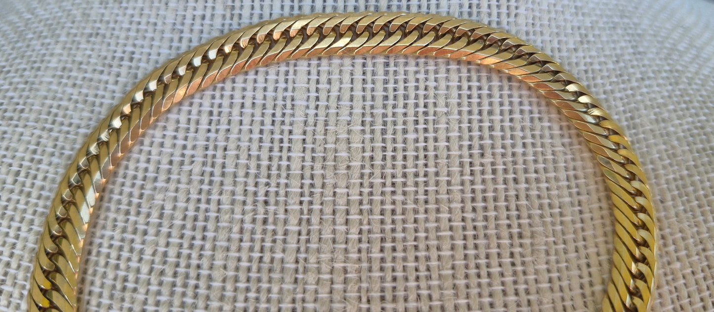 VAL $11,100 - 18ct Solid Yellow Gold Bracelet