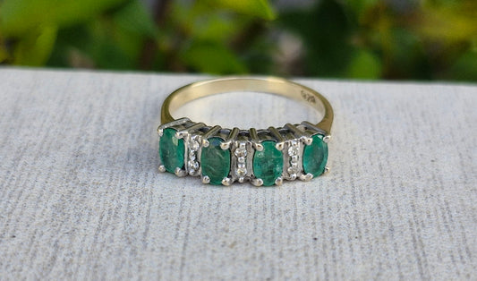 9ct Gold Diamond Emerald Ring - Size N 1/2