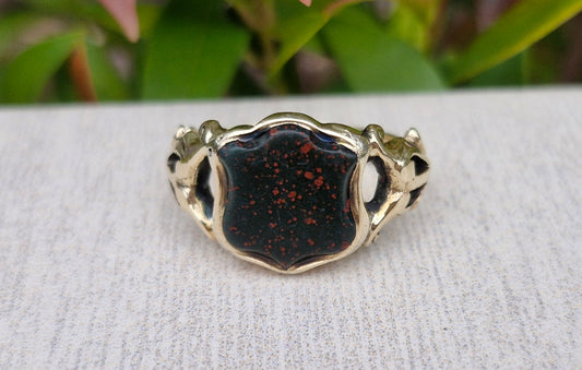 Antique 9ct Bloodstone Signet Ring